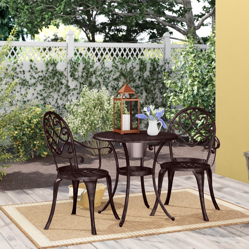  Chestnut Street Round 2 - Person Outdoor Dining Set